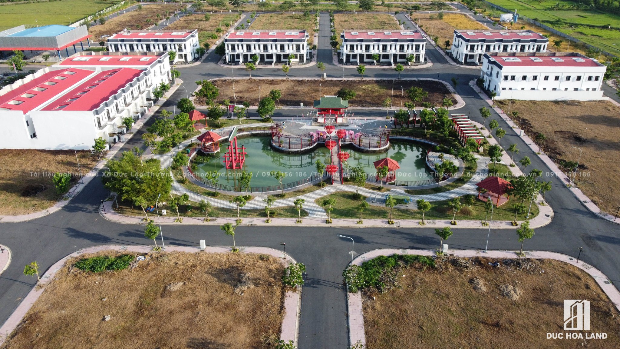 young-town-tay-bac-sai-gon-xa-duc-lap-thuong