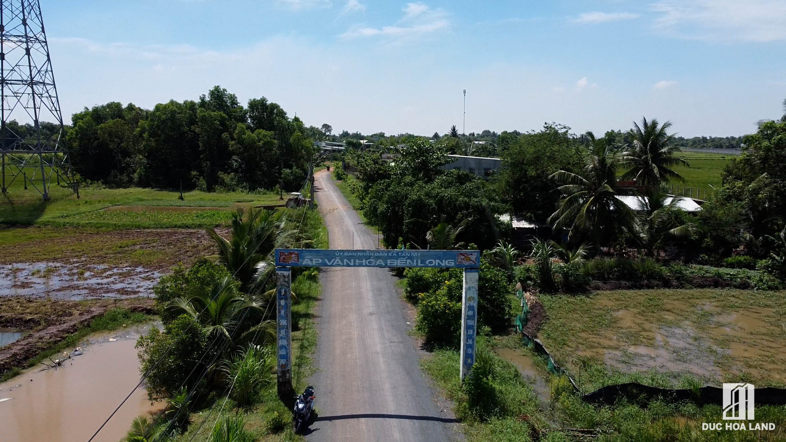 duong-ben-long-ap-ben-long-xa-tan-my-huyen-duc-hoa